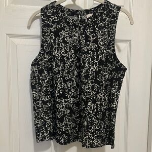LOFT Black and White Sleeveless Blouse